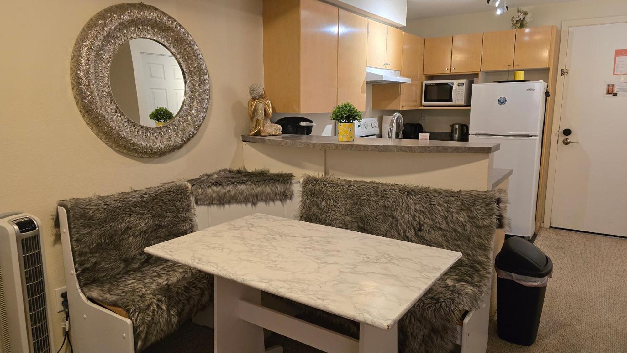 Lovely 1 Bedroom Condo In The Heart Of Seattle! Luaran gambar